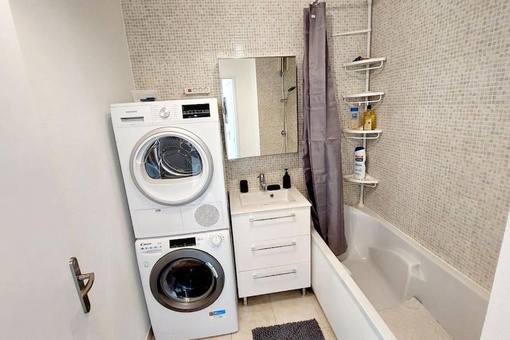Cosy Home 2, 2 Chambres, 6 Personnes, 3 Min Gare, Parking Cergy Esterno foto