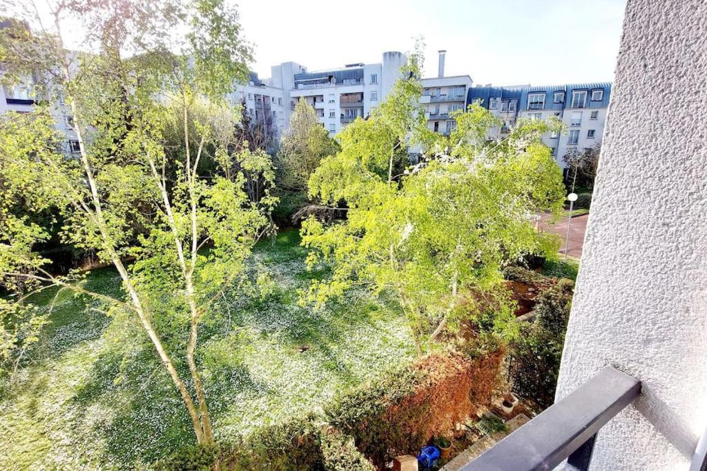 Cosy Home 2, 2 Chambres, 6 Personnes, 3 Min Gare, Parking Cergy Esterno foto